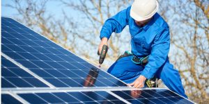 Installation Maintenance Panneaux Solaires Photovoltaïques à Domarin